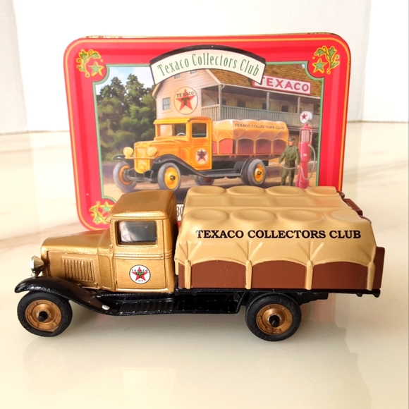 Texaco Other - NEW in TIN TEXACO Collectors Club 1930 CHEVY STAKE TRUCK Die Cast Replica